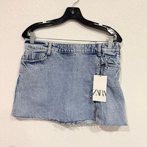 NWT ZARA Denim Mini Skirt Women’s Size Medium
